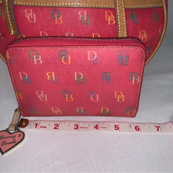 DOONEY & BOURKE Vintage D && B Handbag Wallet Set Pink Canteen Bag Rainbow Logo - Picture 13 of 17